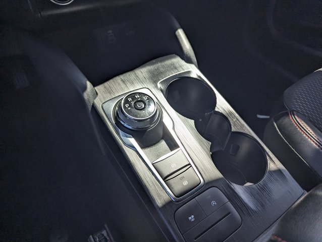 Certified 2025 Ford Escape ST-Line AWD/4WD image 11