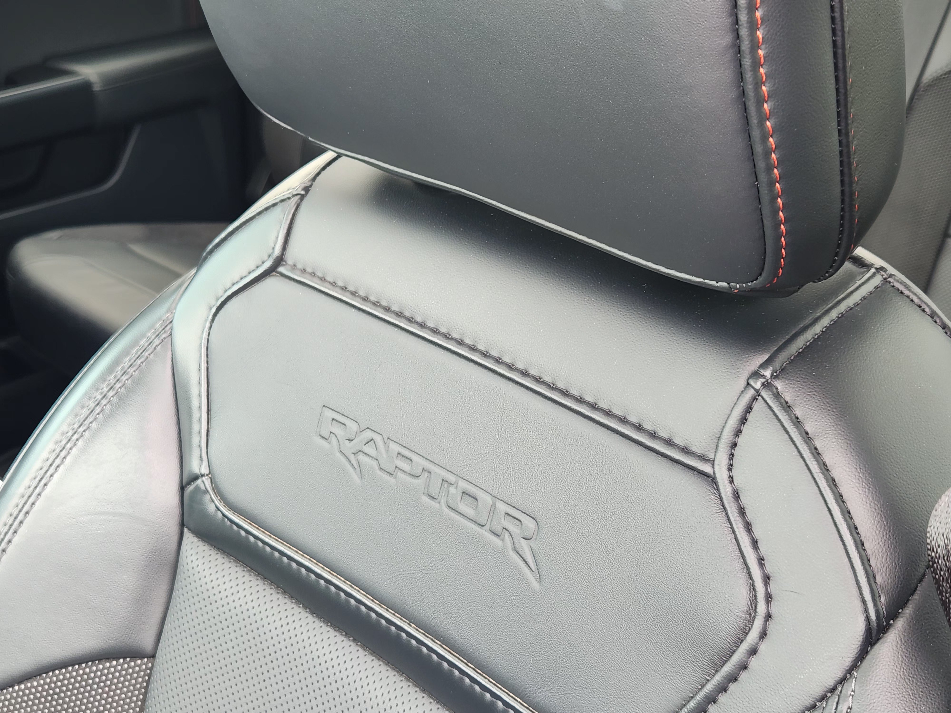Certified 2024 Ford F150 Raptor AWD/4WD image 16