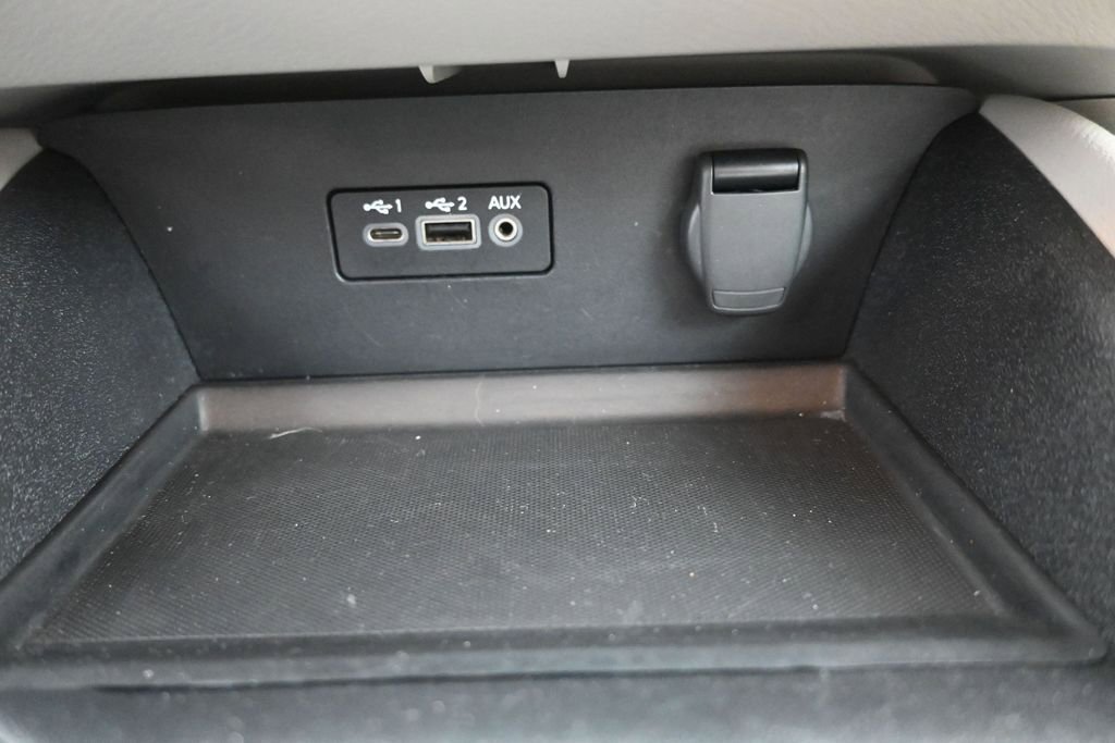 Used 2025 Nissan Altima 2.5 SV FWD image 27