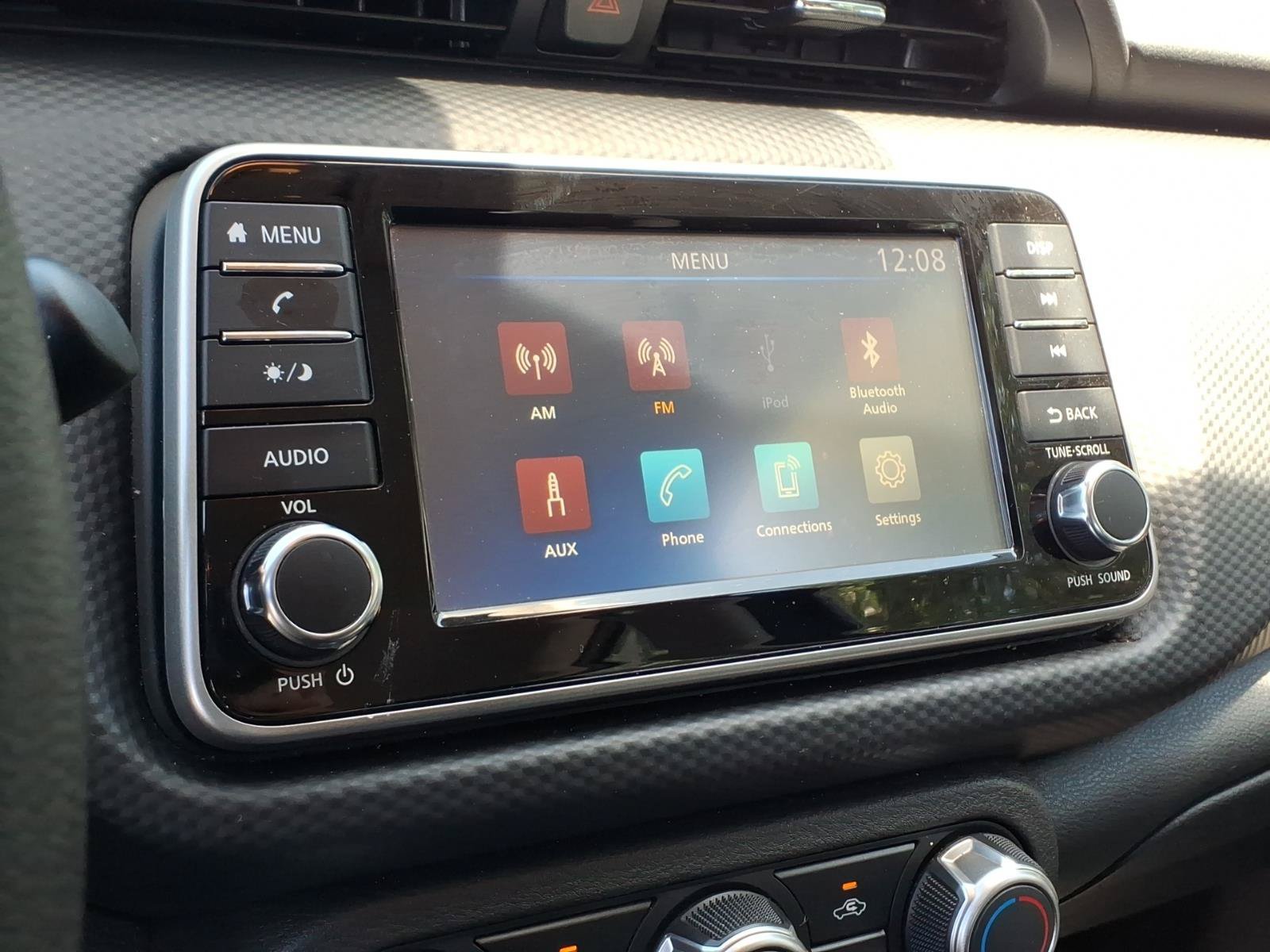 Used 2024 Nissan Kicks S FWD image 12