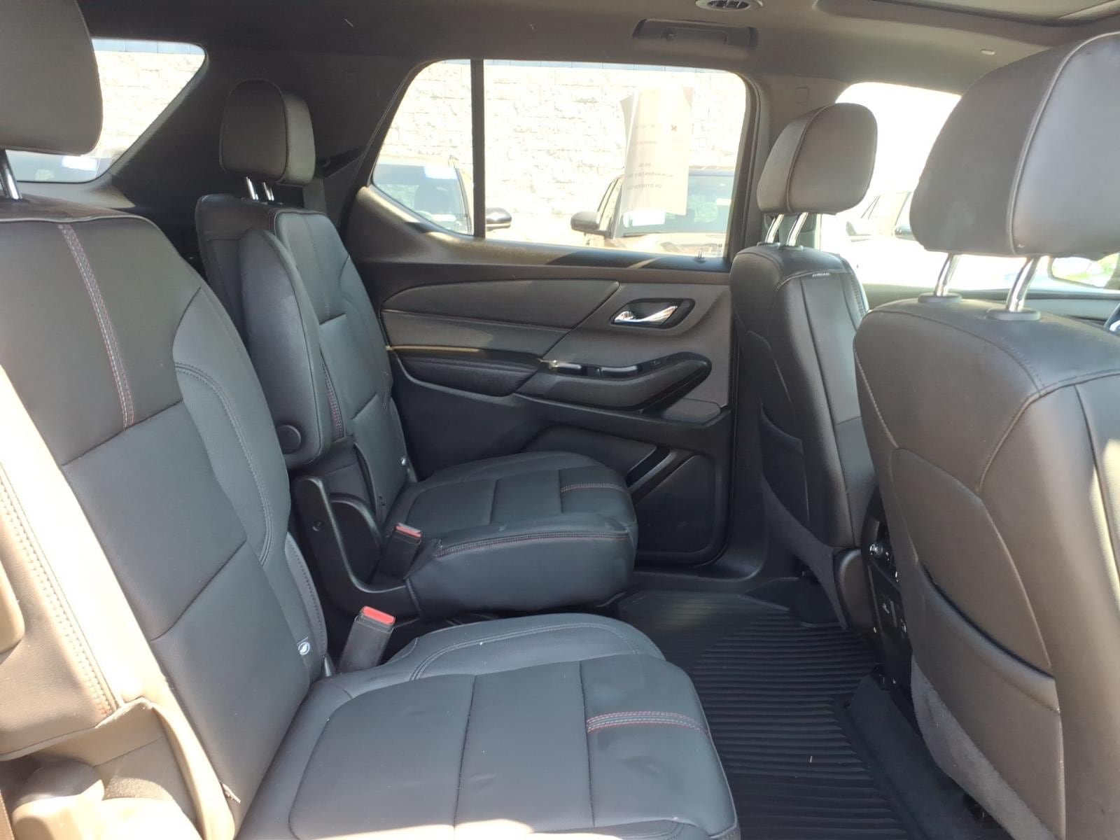 Used 2022 Chevrolet Traverse RS AWD/4WD image 14