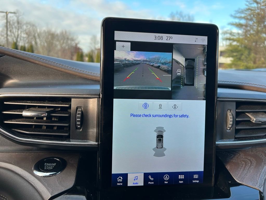 Certified 2022 Ford Explorer Platinum w/ Equipment Group 601A image 27