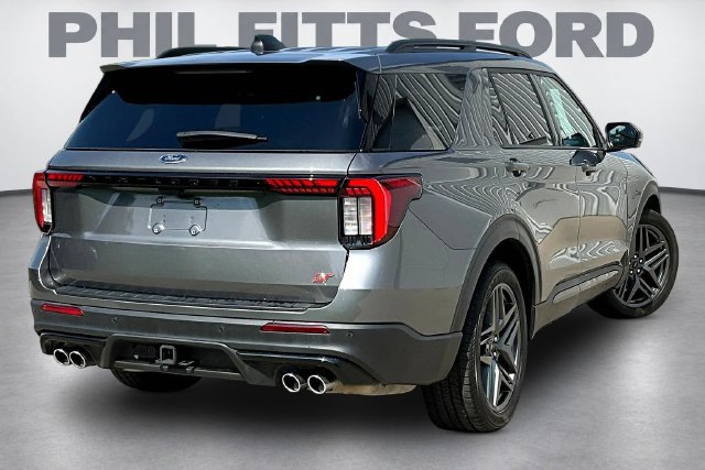 Certified 2025 Ford Explorer ST w/ Sun And Sound Package AWD/4WD image 6