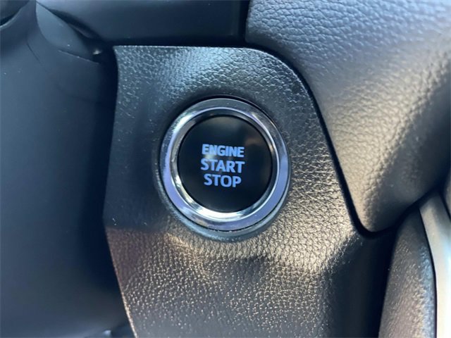 Used 2022 Toyota RAV4 XLE Premium image 16