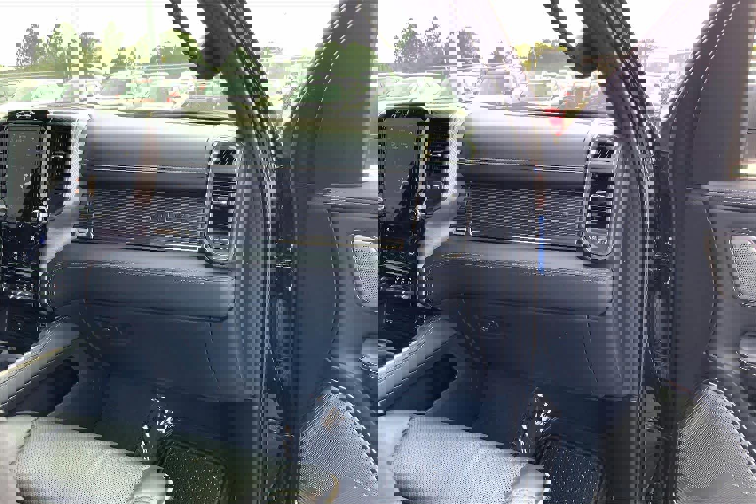 Used 2019 RAM 1500 Limited image 18