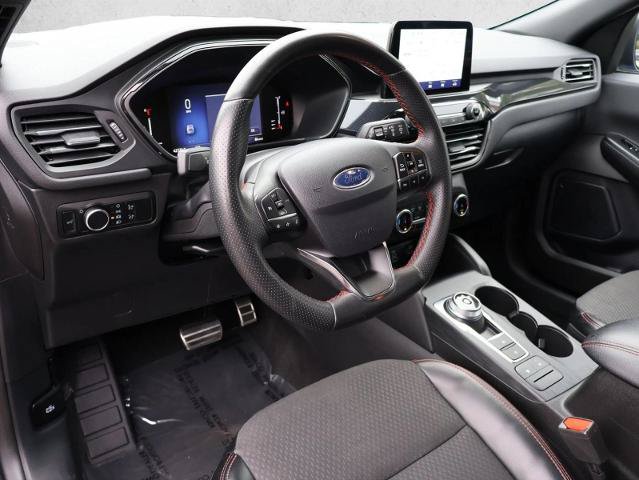 Certified 2024 Ford Escape ST-Line AWD/4WD image 13