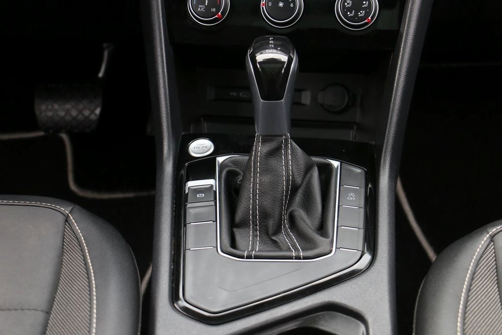 Used 2023 Volkswagen Taos SE w/ Panoramic Sunroof Package image 28