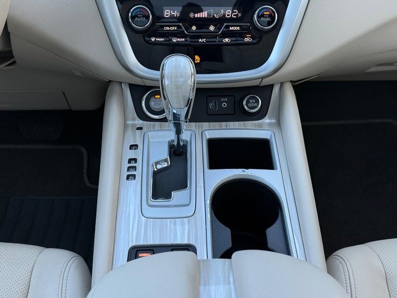 Used 2018 Nissan Murano SL w/ Moonroof Package image 12