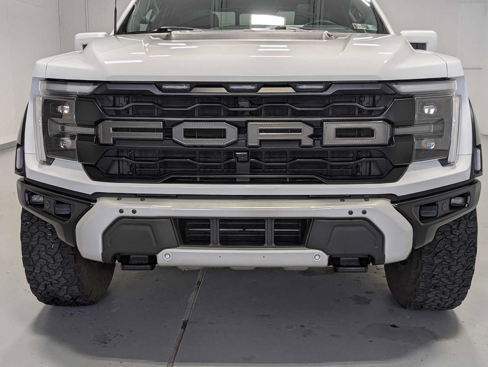 Certified 2024 Ford F150 Raptor AWD/4WD image 2