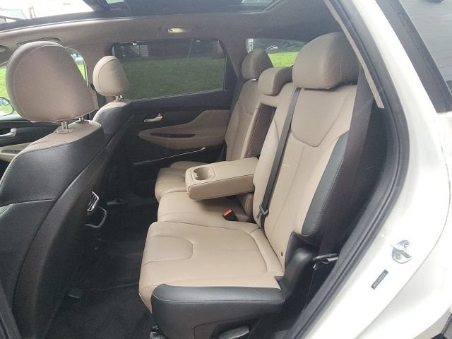 Used 2019 Hyundai Santa Fe Limited AWD/4WD image 16