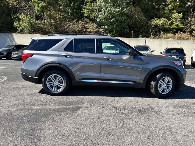 Certified 2022 Ford Explorer XLT RWD image 2