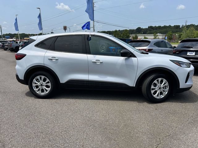 Certified 2025 Ford Escape Active FWD image 2