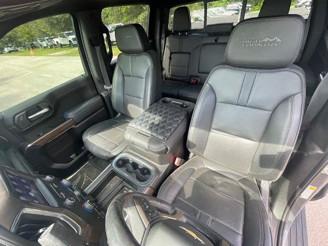 Used 2022 Chevrolet Silverado 1500 High Country w/ Technology Package AWD/4WD image 10