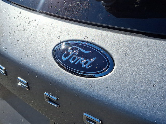 Certified 2023 Ford Escape ST-Line w/ Tech Pack #1 AWD/4WD image 16