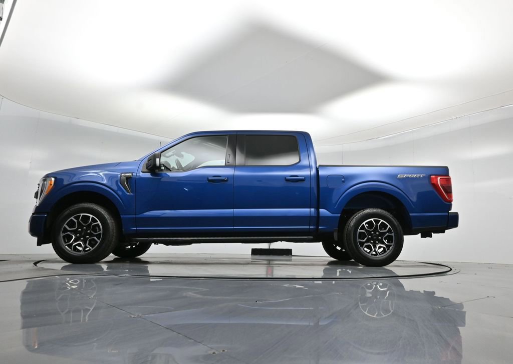 Certified 2022 Ford F150 XLT w/ Equipment Group 302A High image 20