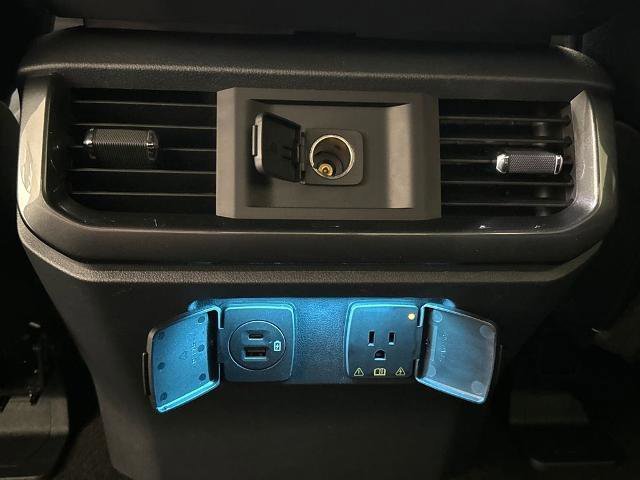 Certified 2022 Ford F150 XLT w/ Equipment Group 302A High image 33