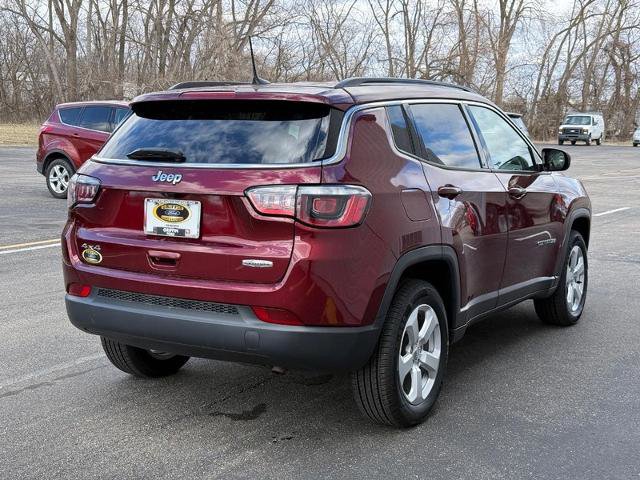 Used 2020 Jeep Compass Latitude w/ Cold Weather Group image 5