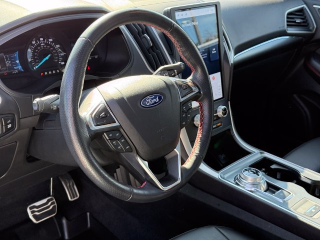 Certified 2024 Ford Edge ST-Line AWD/4WD image 18