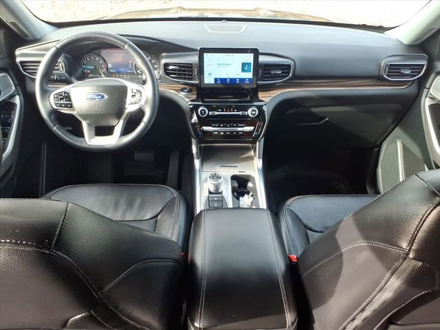 Certified 2023 Ford Explorer Limited w/ Equipment Group 301A image 14