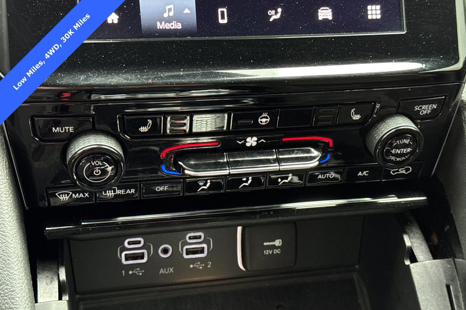 Used 2023 Jeep Grand Cherokee Altitude image 21