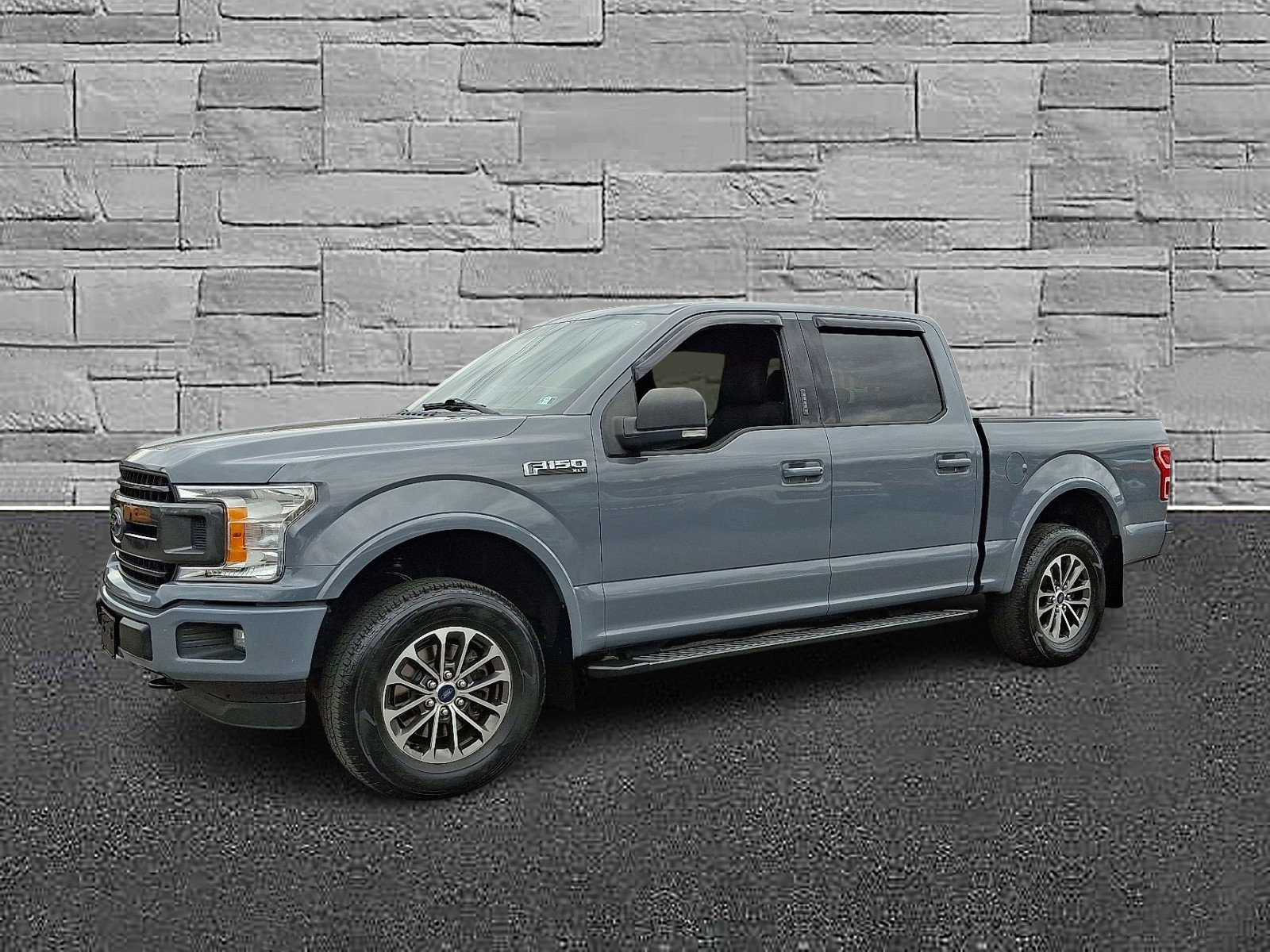 Certified 2019 Ford F150 XLT w/ Equipment Group 302A Luxury image 5