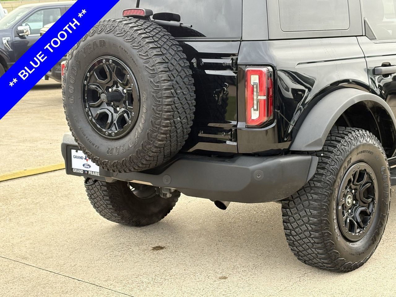 Certified 2023 Ford Bronco Wildtrak image 6