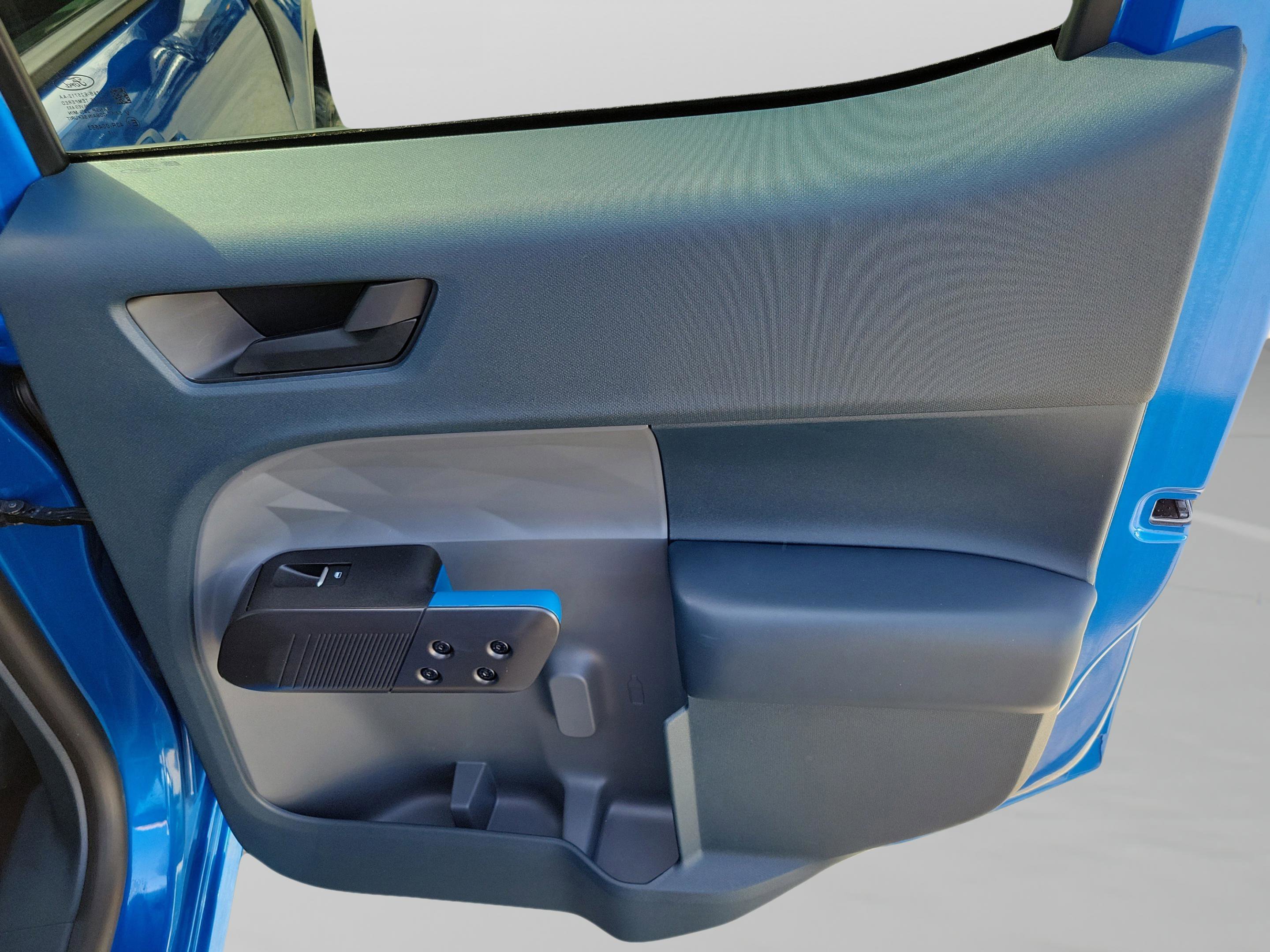 Certified 2025 Ford Maverick Lobo image 32