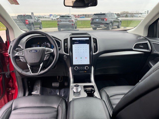 Certified 2024 Ford Edge SEL w/ Convenience Package image 25