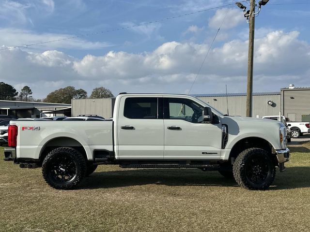 Certified 2025 Ford F250 XLT w/ FX4 Off-Road Package image 3