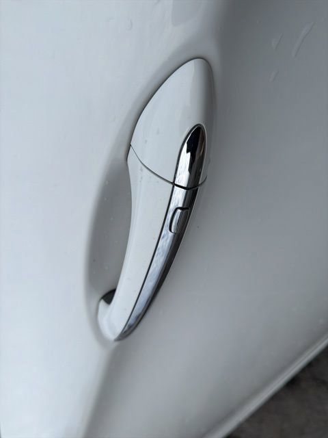 Used 2017 Buick Envision Essence image 12