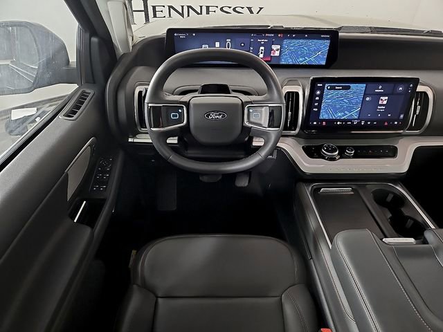 Certified 2025 Ford Expedition Active image 14