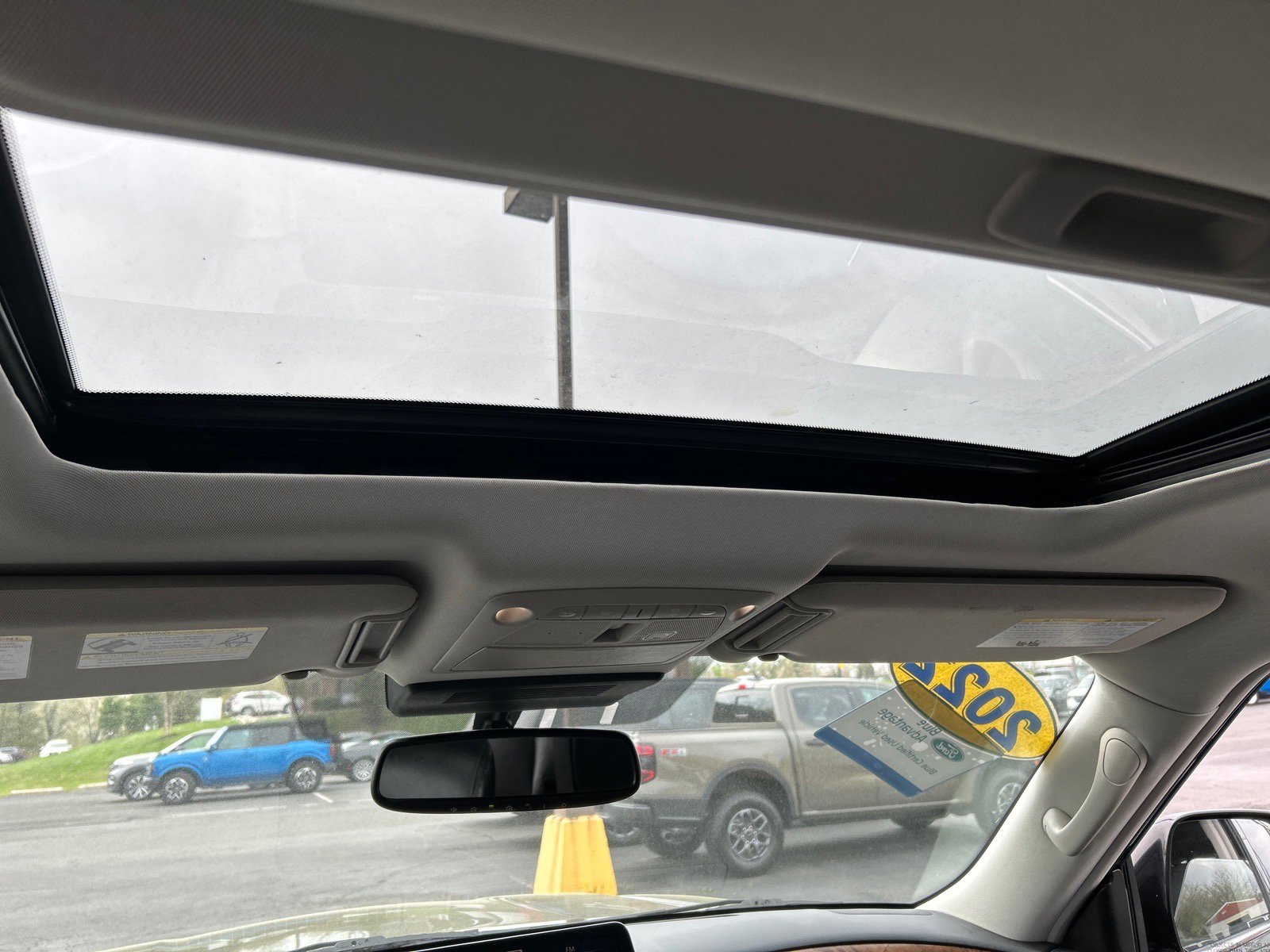 Used 2022 Nissan Armada SL image 4