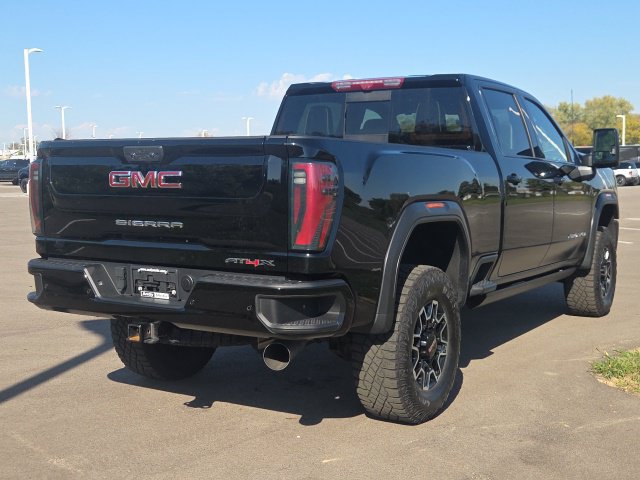 Used 2025 GMC Sierra 2500 AT4X AWD/4WD image 7