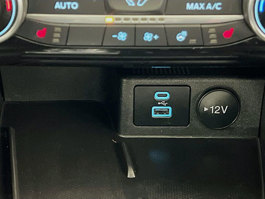 Certified 2022 Ford Escape SEL w/ Technology Package image 26