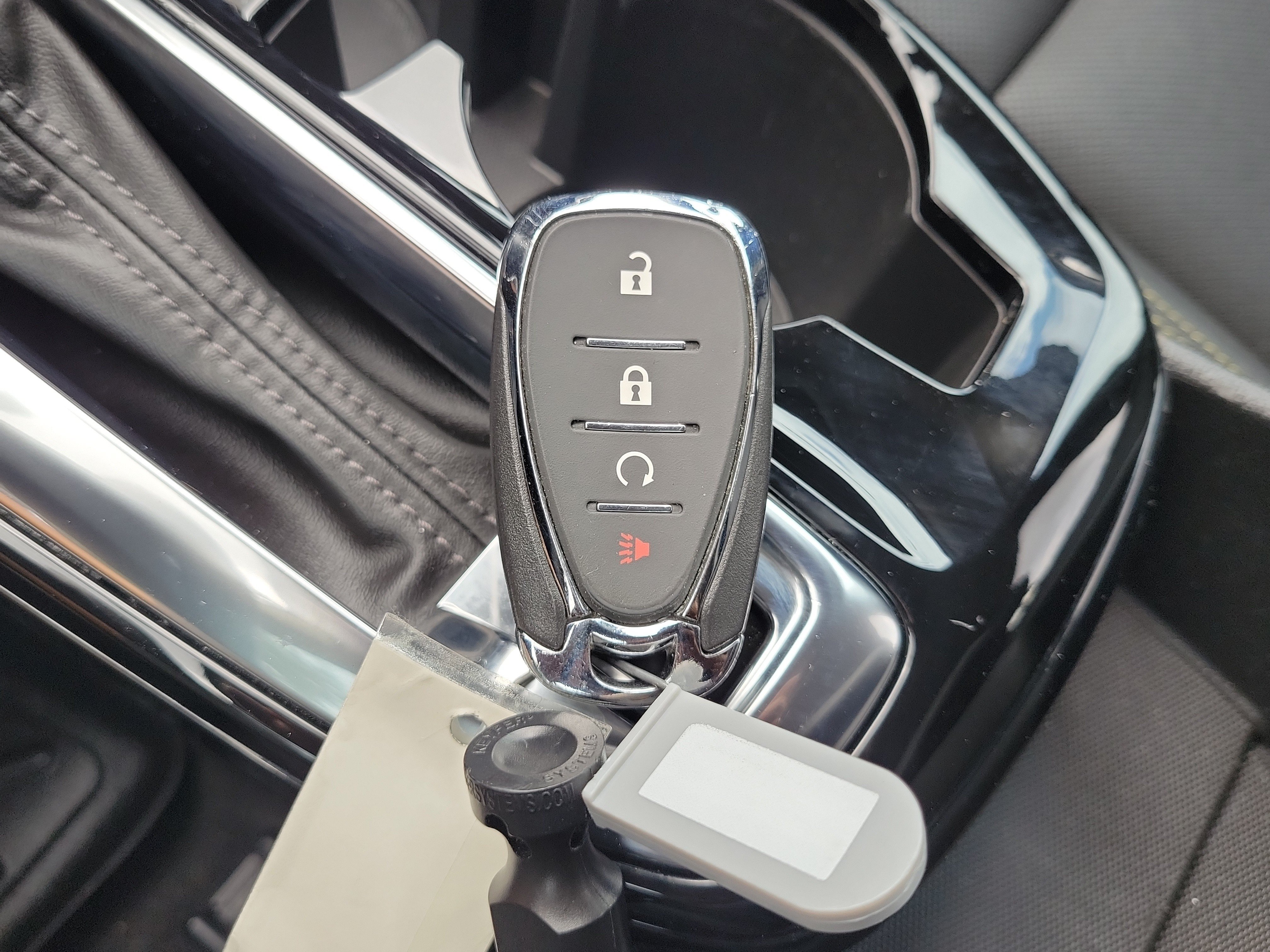 Used 2024 Chevrolet Trax ACTIV w/ Sunroof Package FWD image 29