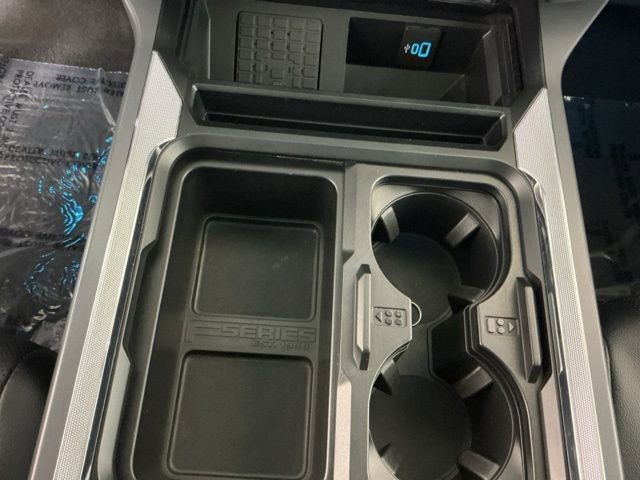 Certified 2024 Ford F450 Lariat w/ Camper Package image 23