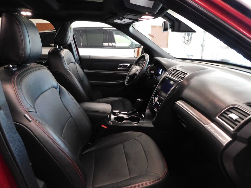 Certified 2019 Ford Explorer Sport w/ Equipment Group 401A AWD/4WD image 42