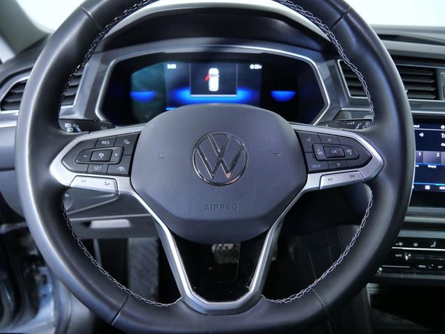Used 2022 Volkswagen Tiguan SE image 21