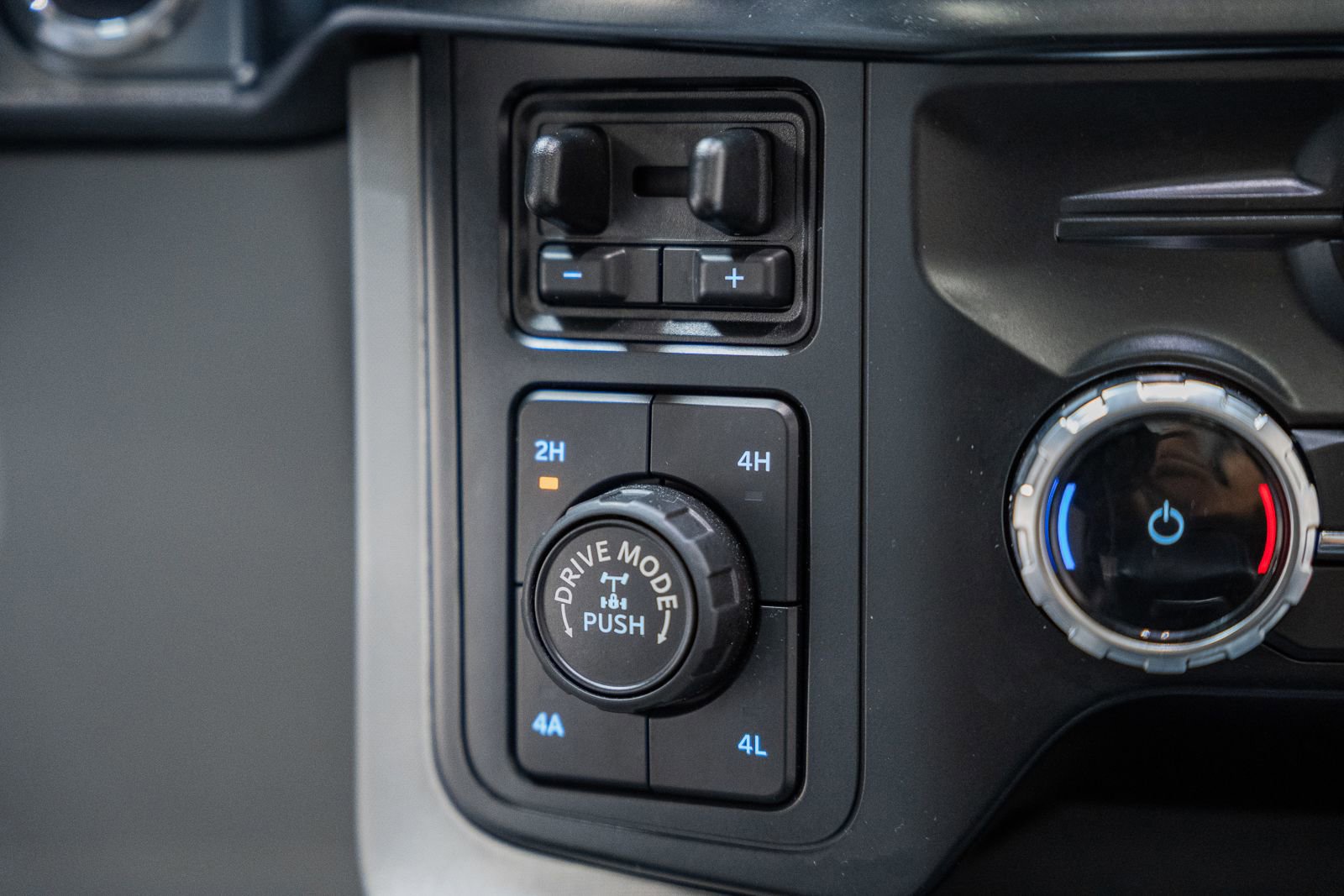 Certified 2023 Ford F150 Limited image 34