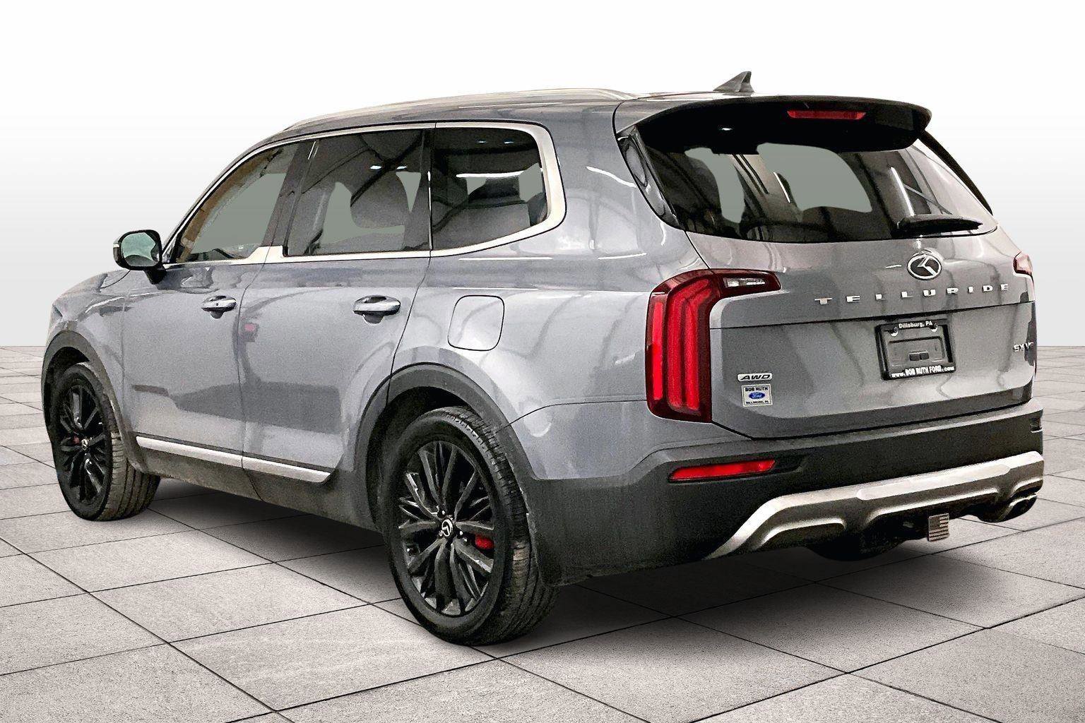 Used 2021 Kia Telluride SX w/ SX Prestige Package image 4