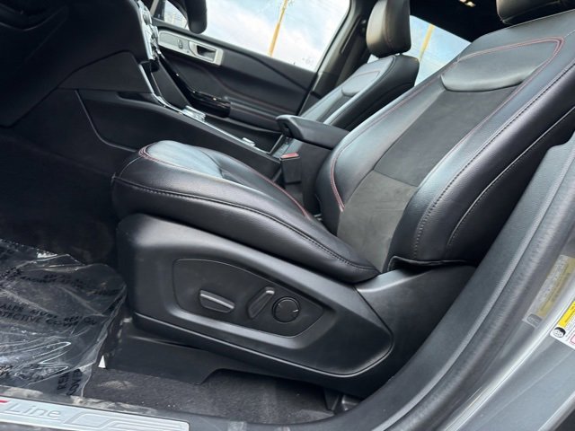 Certified 2022 Ford Explorer ST-Line w/ Class IV Trailer Tow Package image 13