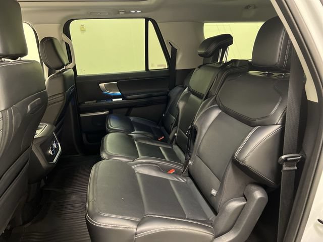 Certified 2025 Ford Expedition Max Platinum AWD/4WD image 6