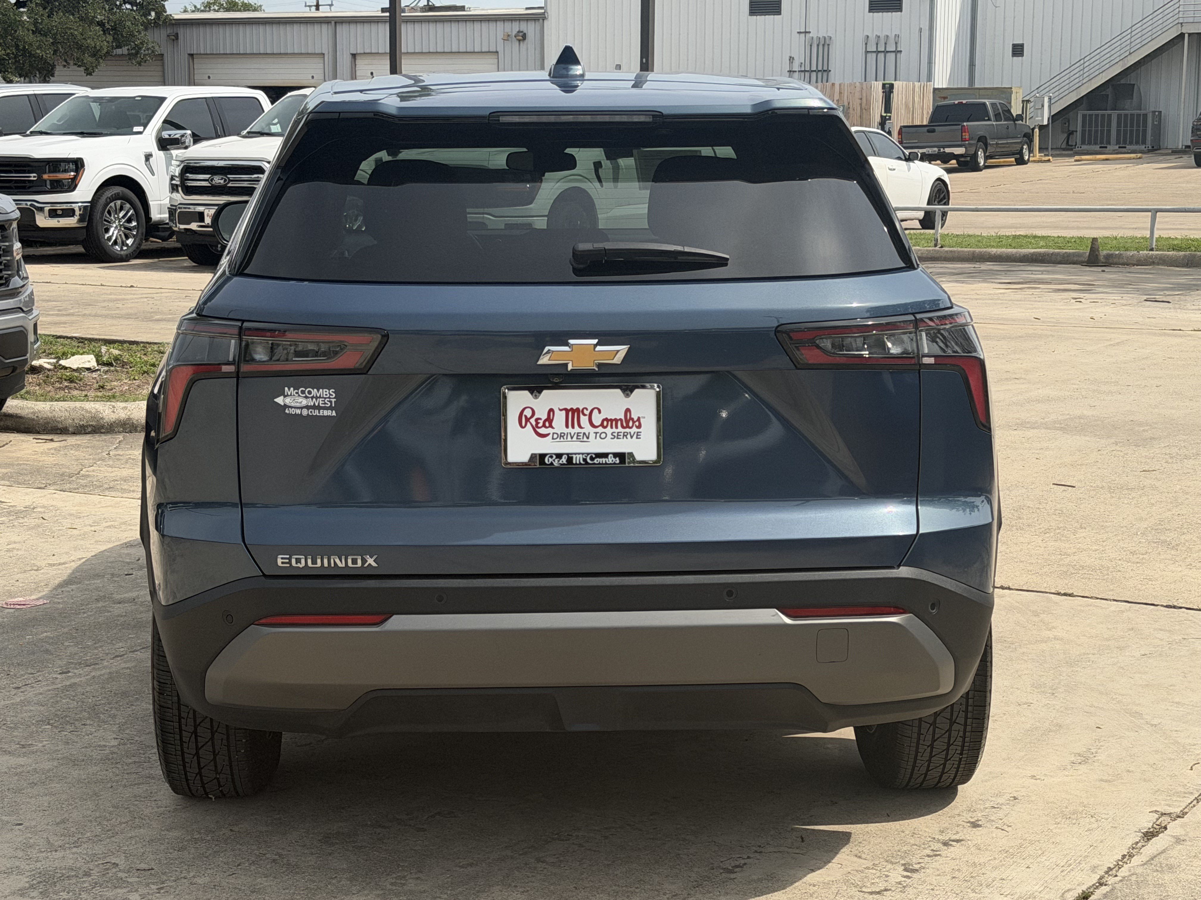 Used 2025 Chevrolet Equinox LT FWD image 6