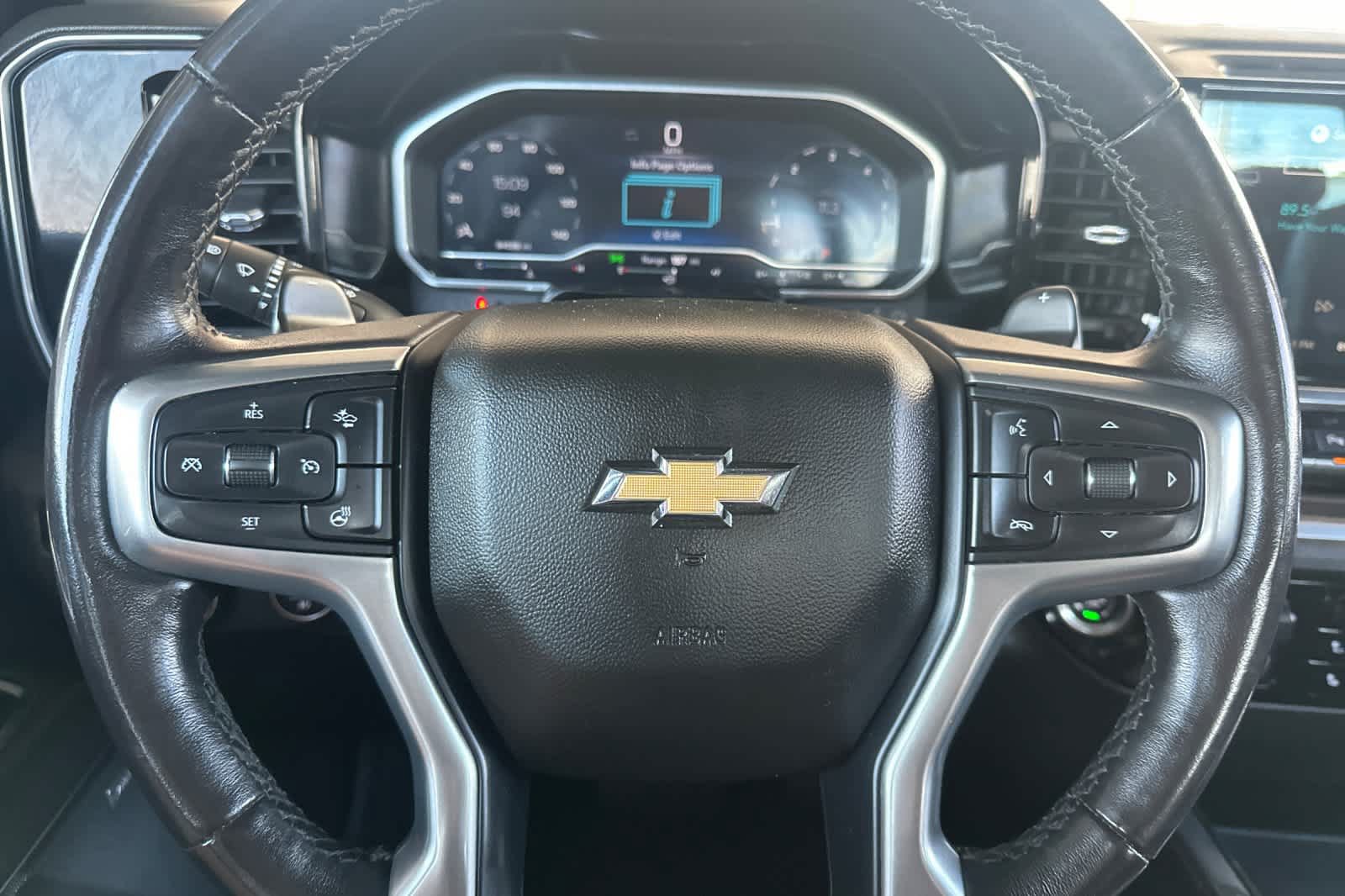 Used 2022 Chevrolet Silverado 1500 LTZ w/ LTZ Convenience Package II AWD/4WD image 23