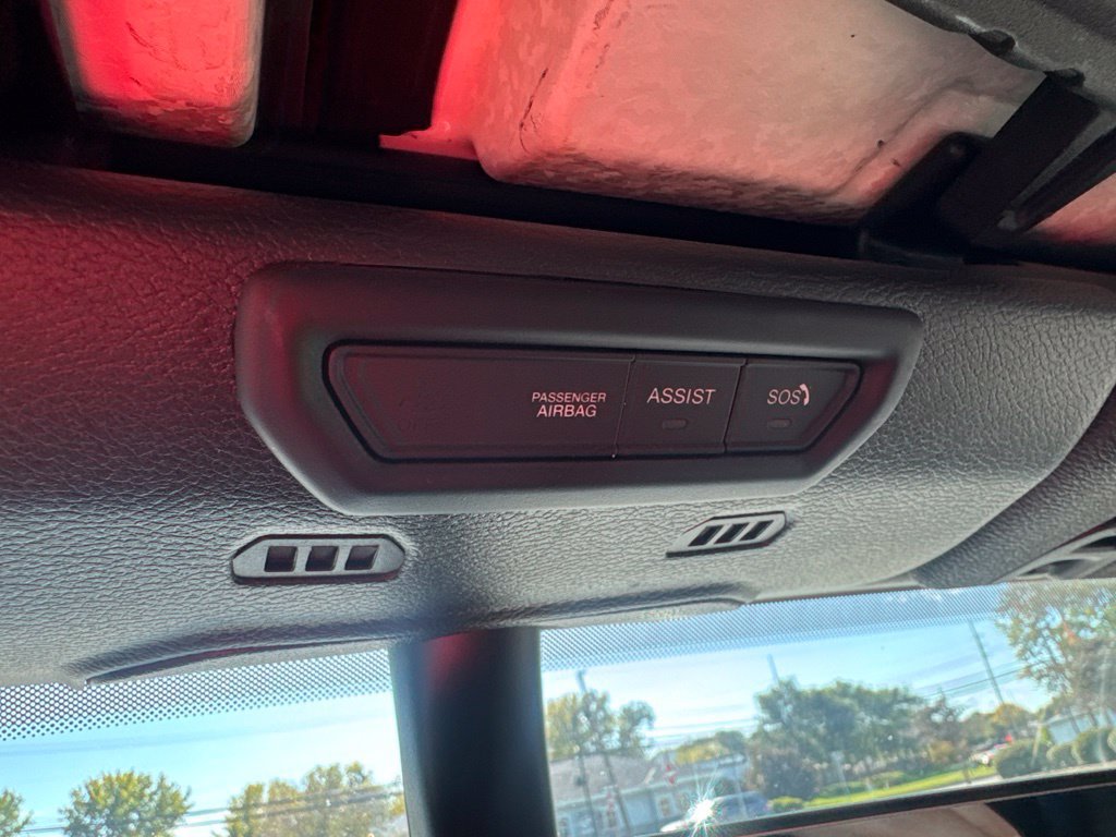 Used 2019 Jeep Wrangler Unlimited Sahara w/ Uconnect 4C Nav & Sound Group AWD/4WD image 24