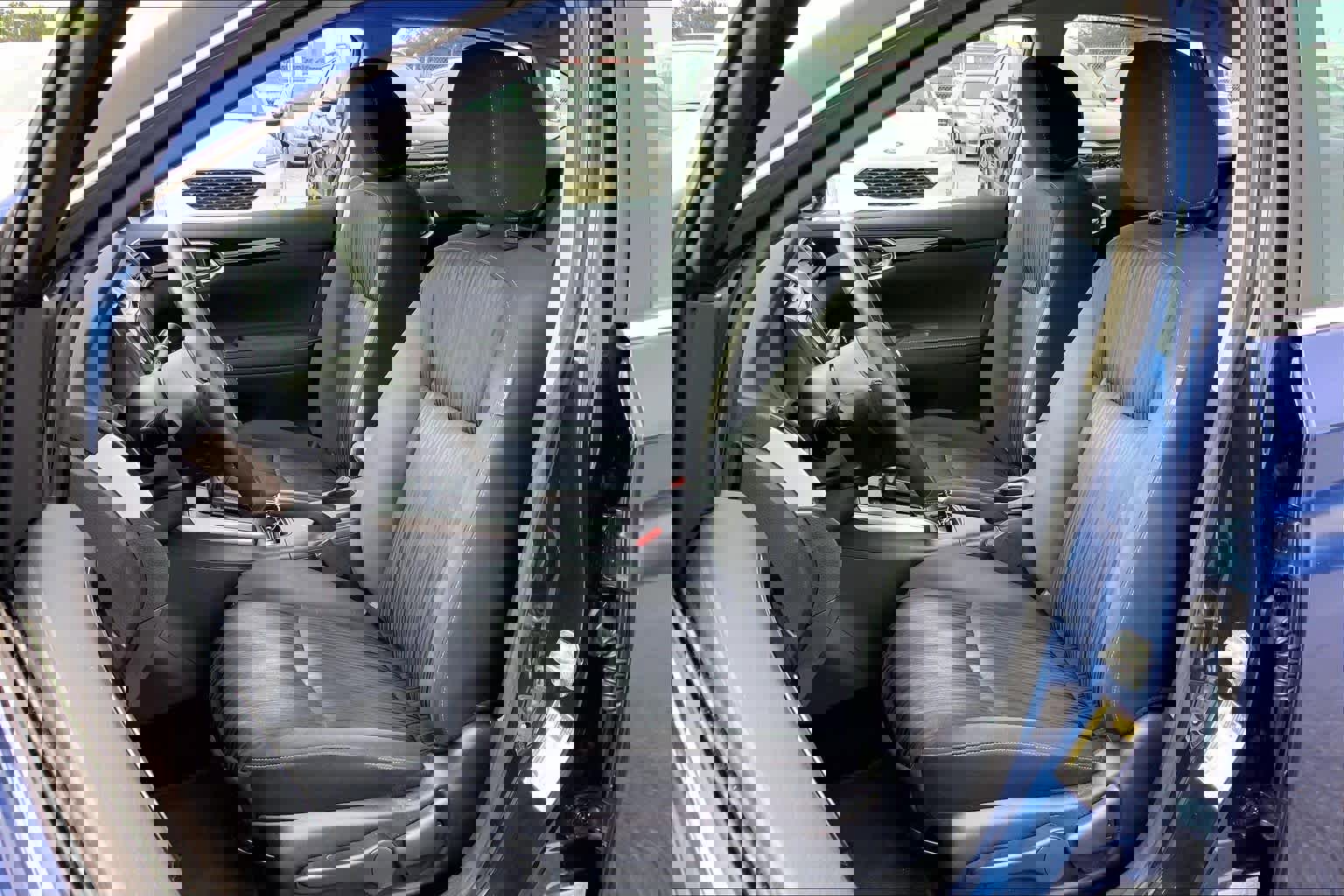 Used 2019 Nissan Sentra SV image 7