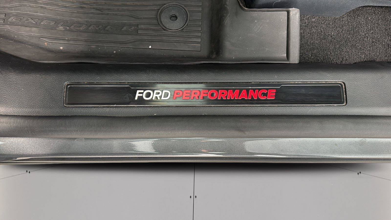 Certified 2025 Ford Explorer ST w/ Sun And Sound Package AWD/4WD image 34