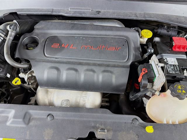 Used 2022 Jeep Compass Latitude w/ Sun and Sound Group AWD/4WD image 37