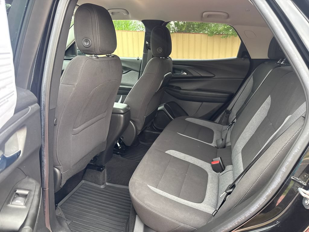 Used 2023 Chevrolet TrailBlazer LT AWD/4WD image 21