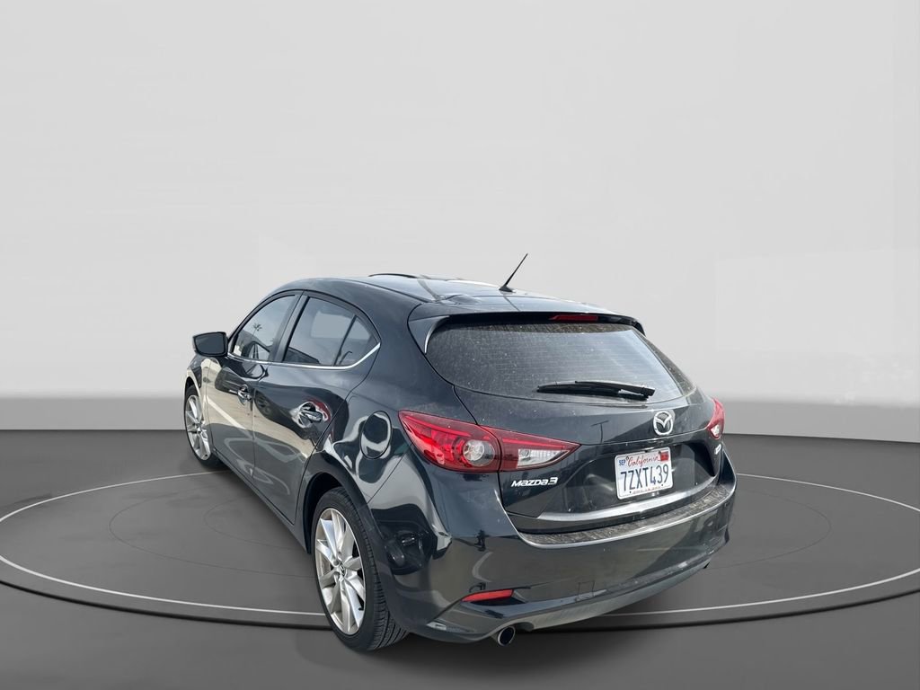 Used 2017 MAZDA MAZDA3 Touring image 3
